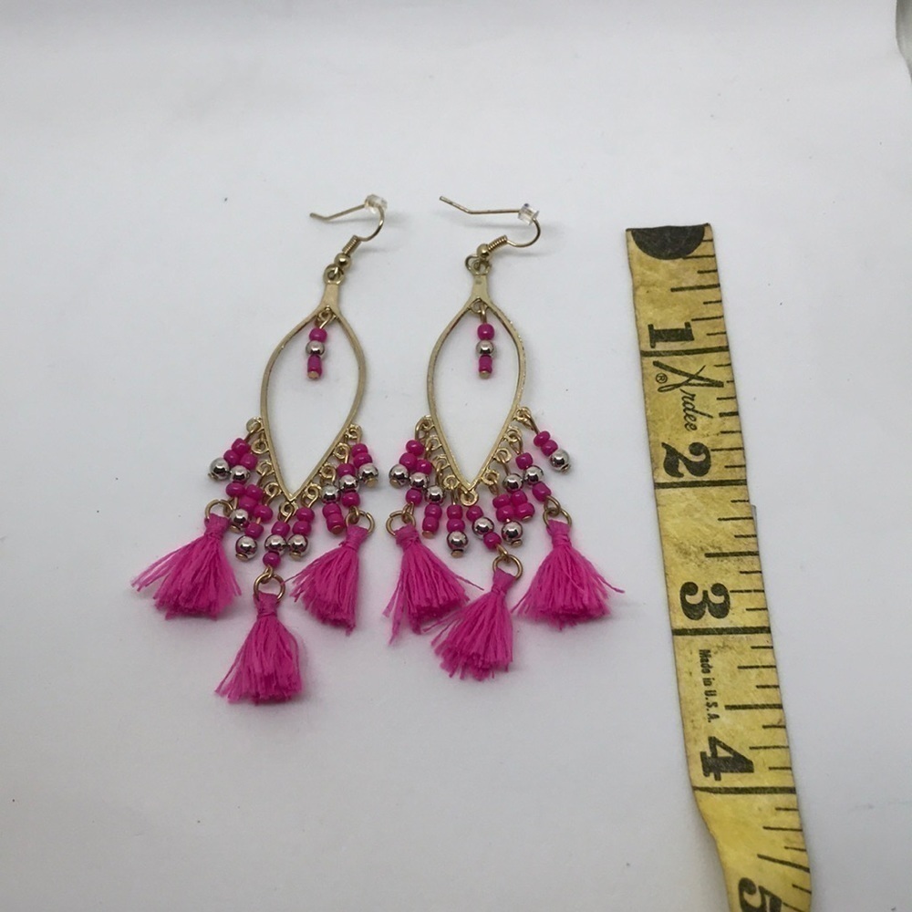 PINK TASSEL EARRINGS ✨✨✨ - Picture 2 of 3